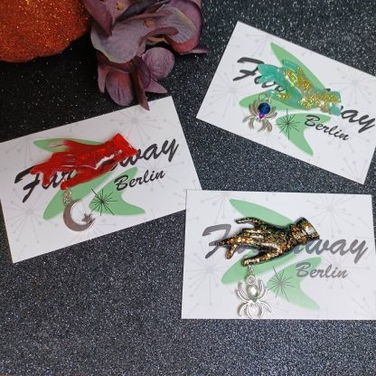 * HALLOWEEN SPECIAL * The Witch's Hand Brooches - Image 6