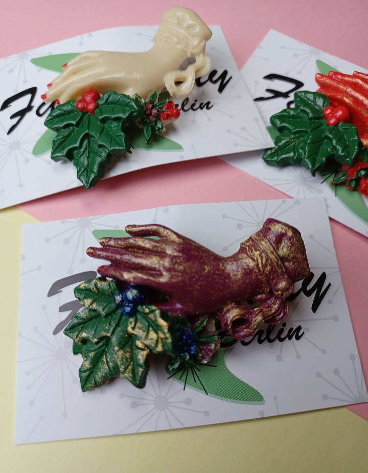 * XMAS RESTOCK * Eternal Holly Victorian Brooch - Image 10