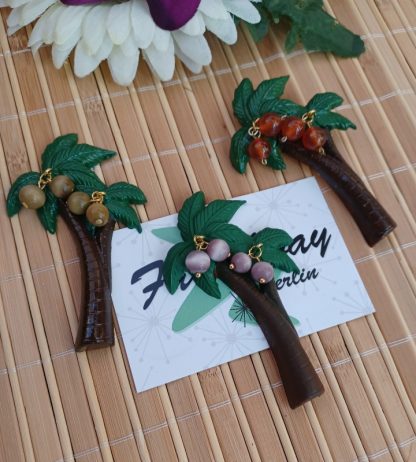 Sweet Coconuts Palm Tree Brooch - Image 2