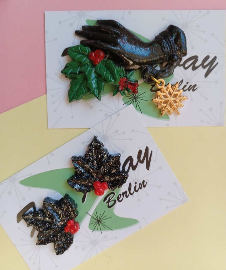 * XMAS RESTOCK * Eternal Holly Victorian Brooch - Image 4