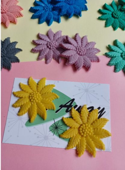Vintage Repro Summer Flower Earrings