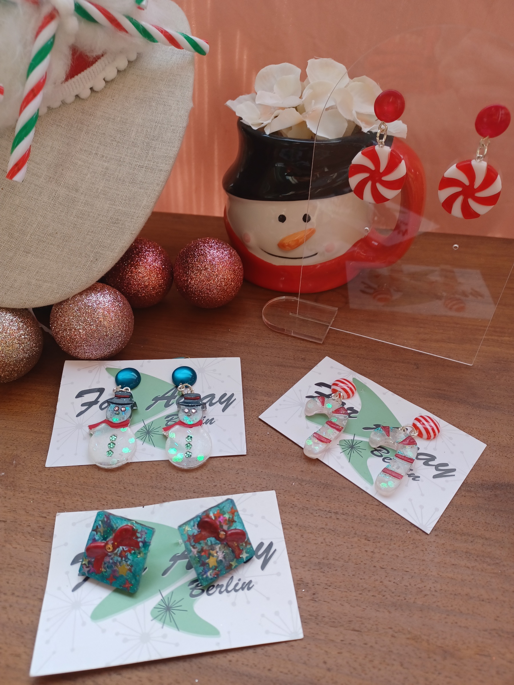 * XMAS SPECIAL* Jingle Wraped Glitter Earrings - Image 2