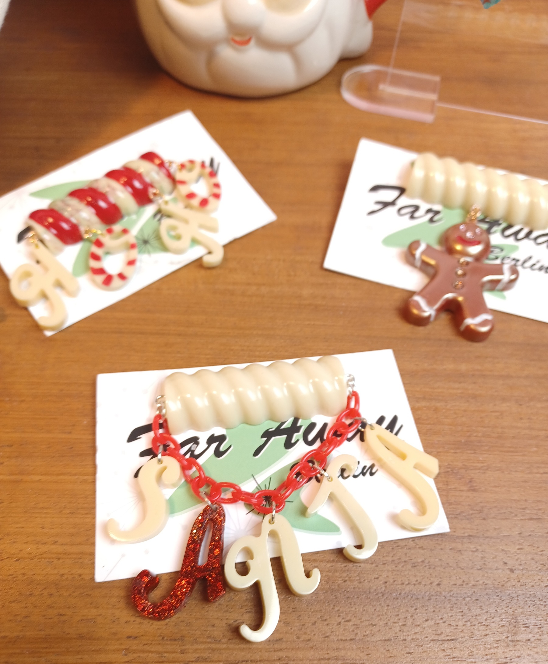 * XMAS SPECIAL * Santa’s Letters Brooch - Image 2