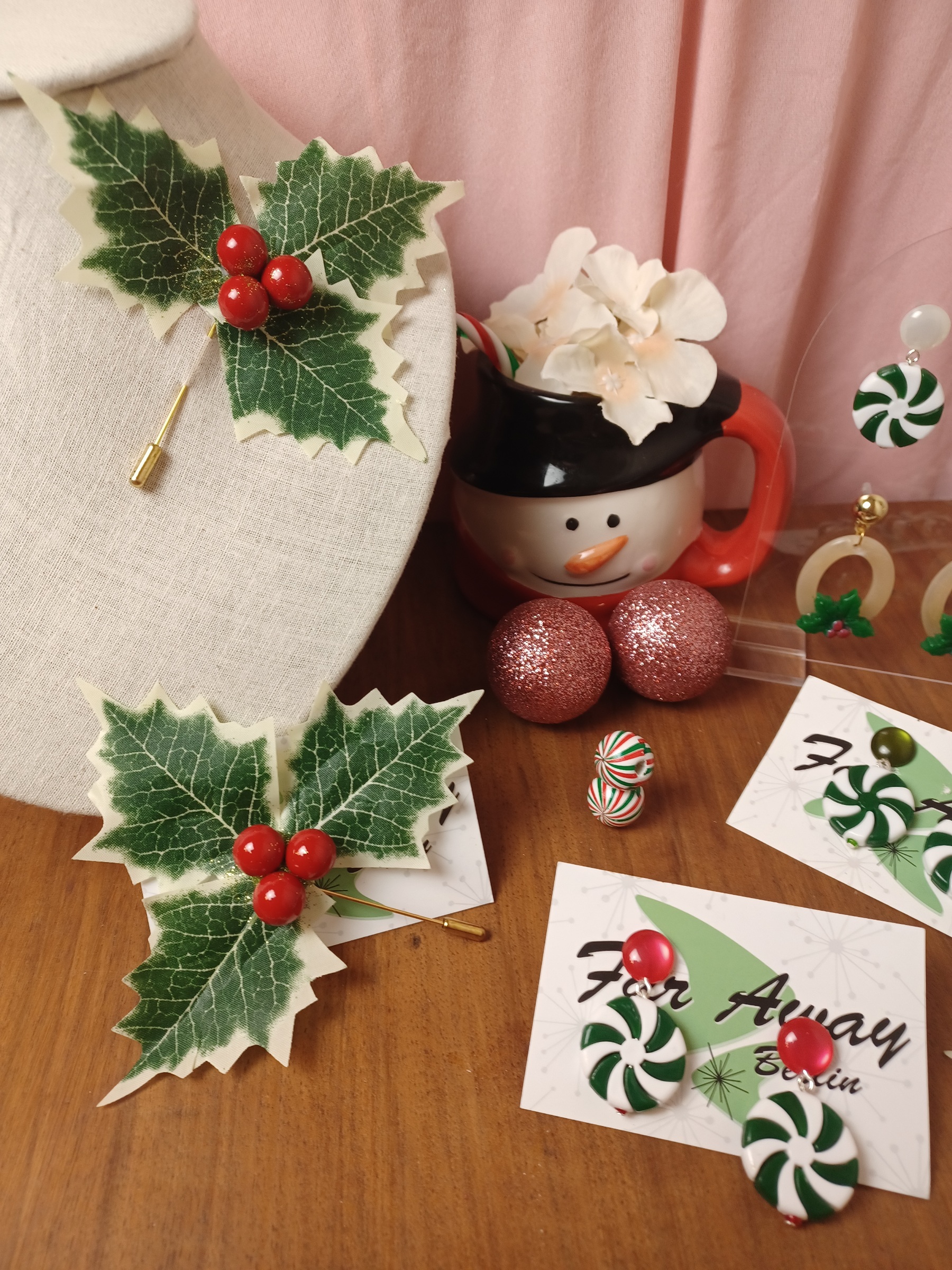 * XMAS SPECIAL * Minty Swirl Earrings - Image 6