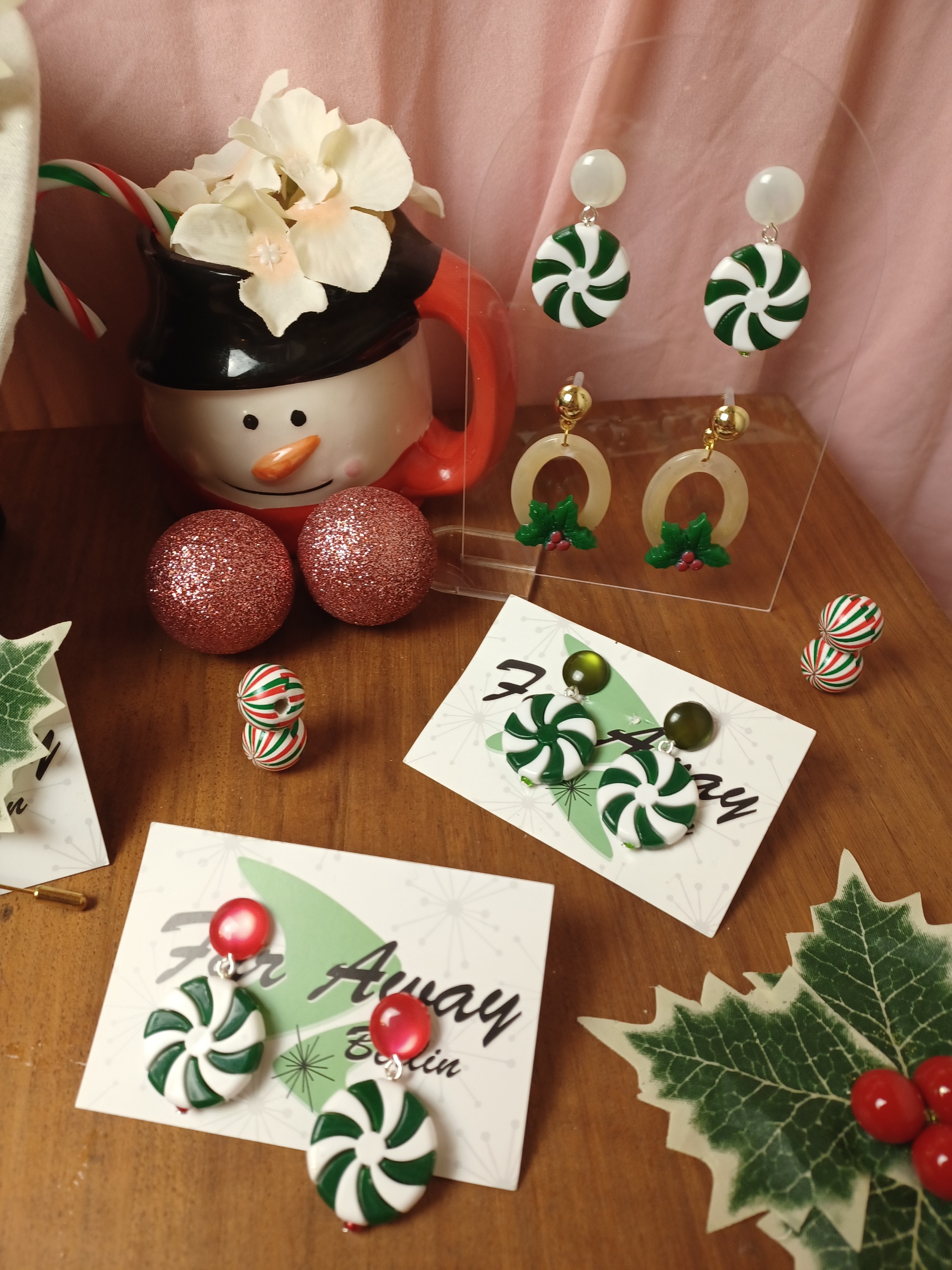 * XMAS SPECIAL * Minty Swirl Earrings - Image 3