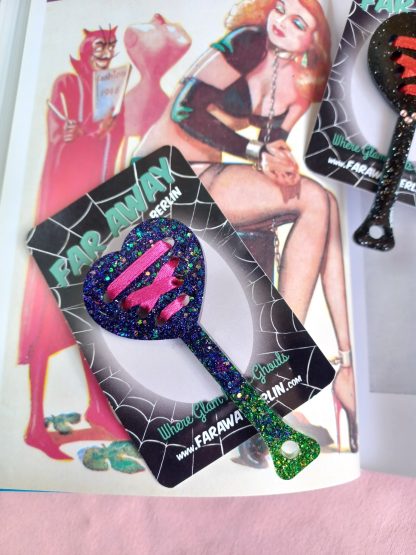 Glamour Mistress Glitter Brooches - Image 6