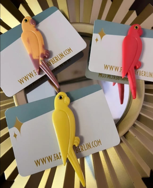 Lola Carioca Parrot Brooch